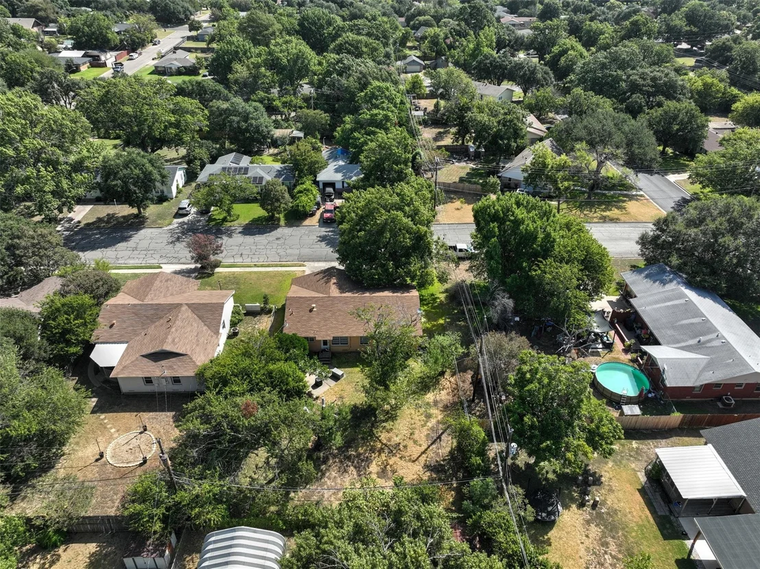 Photo of 2012 Mountainview Drive