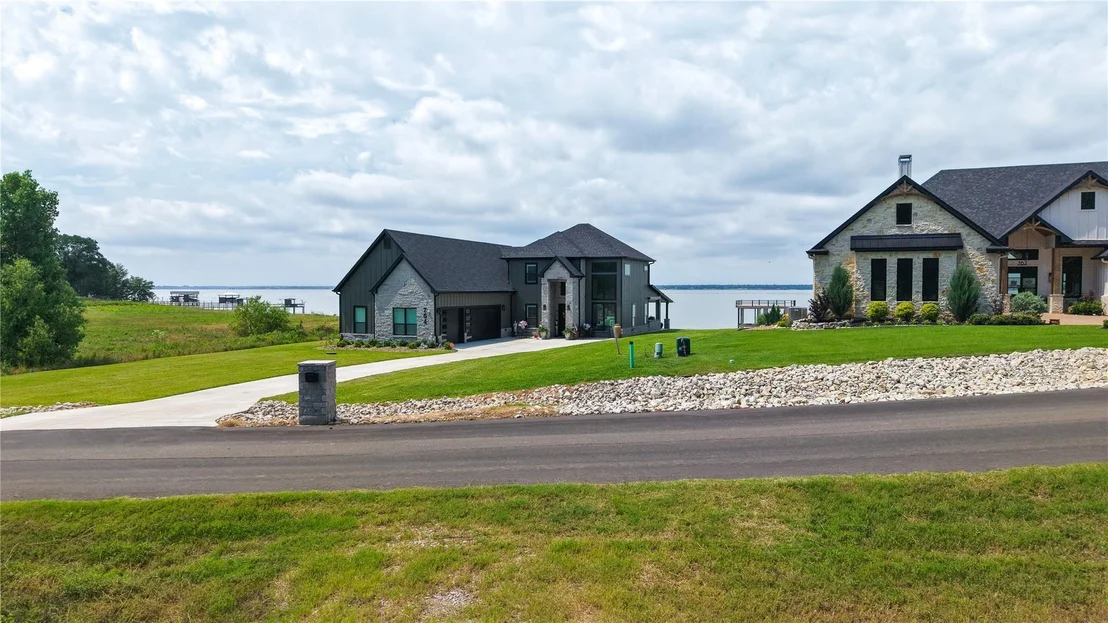 Photo of 759 Sunset Court