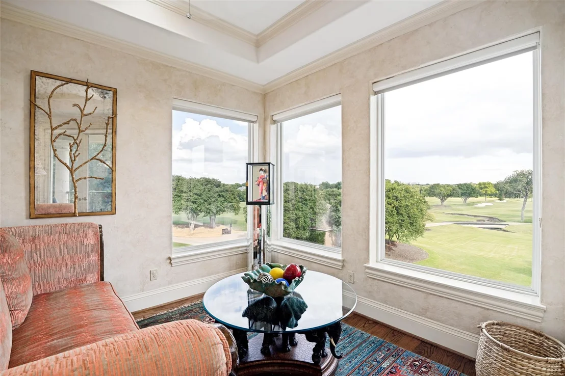 Photo of 5528 Gleneagles Drive