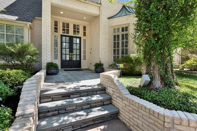 Photo of 2410 GREEN PARK Drive