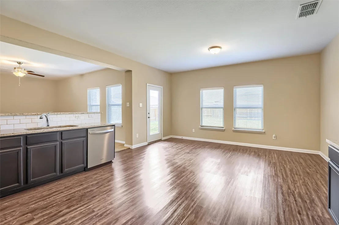 Photo of 227 Curt Street