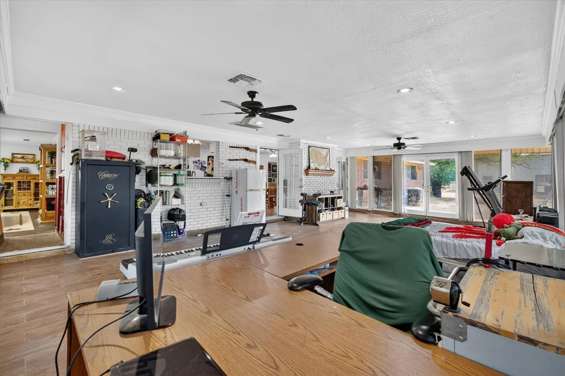 Photo of 1401 Old Garner Road