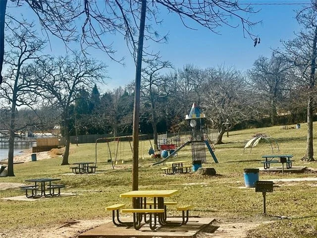 Photo of 5233 Sam Houston