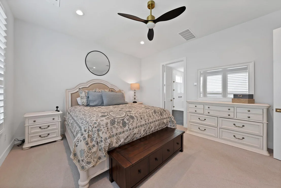 Photo of 3928 River Bend Street