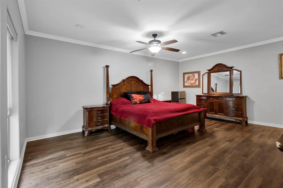 Photo of 3815 Holly Ridge Drive