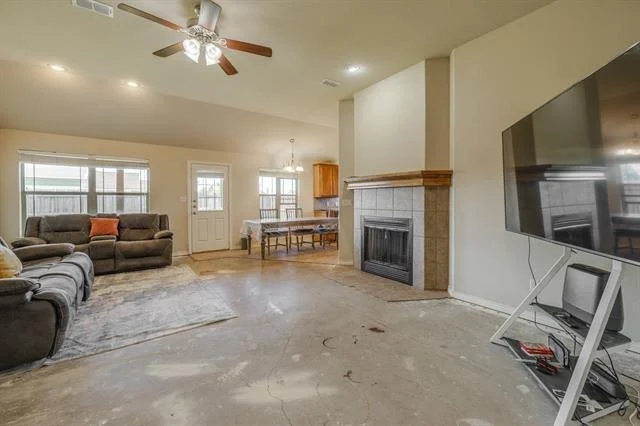 Photo of 101 Sugarberry Avenue