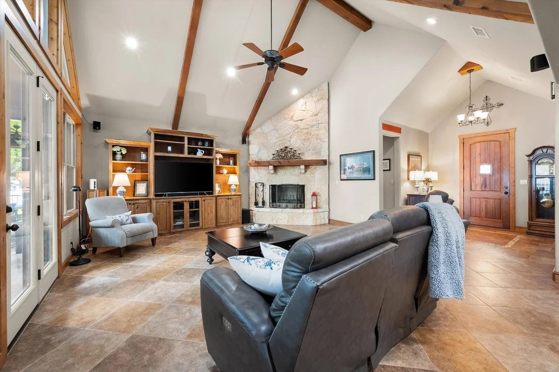 Photo of 5042 Loper Circle