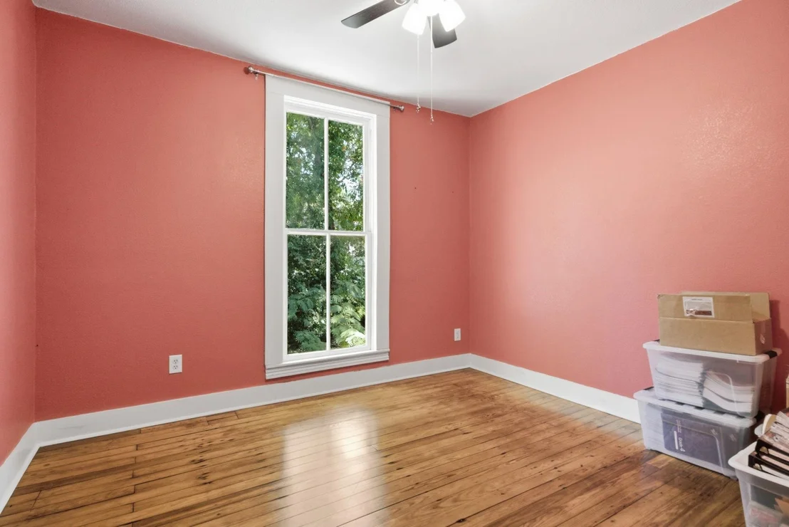 Photo of 1009 N Pacific