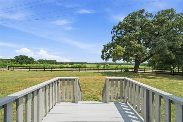 Photo of 1040 Earp Road