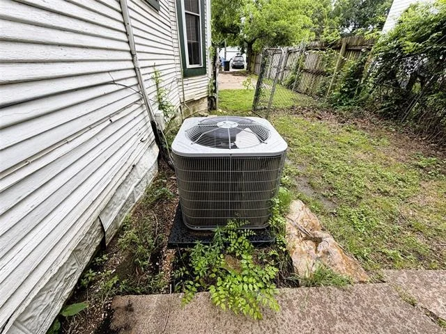 Photo of 215 Heath Street