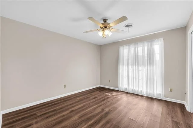 Photo of 5709 Silver Lake Circle