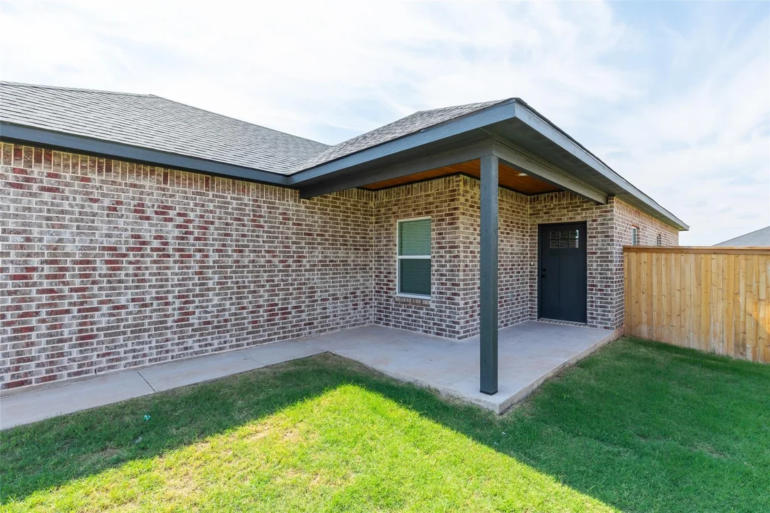 Photo of 7908 Freedom Crest Avenue