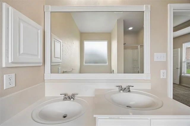 Photo of 712 Beau Drive
