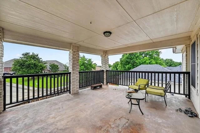 Photo of 851 Bridle Path