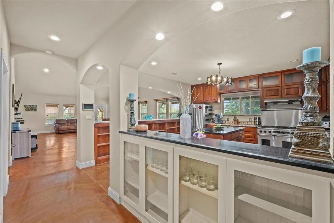 Photo of 3601 Oak Circle