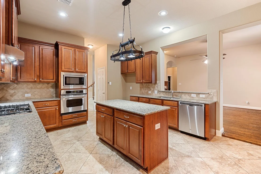 Photo of 1750 Lake Forest Drive