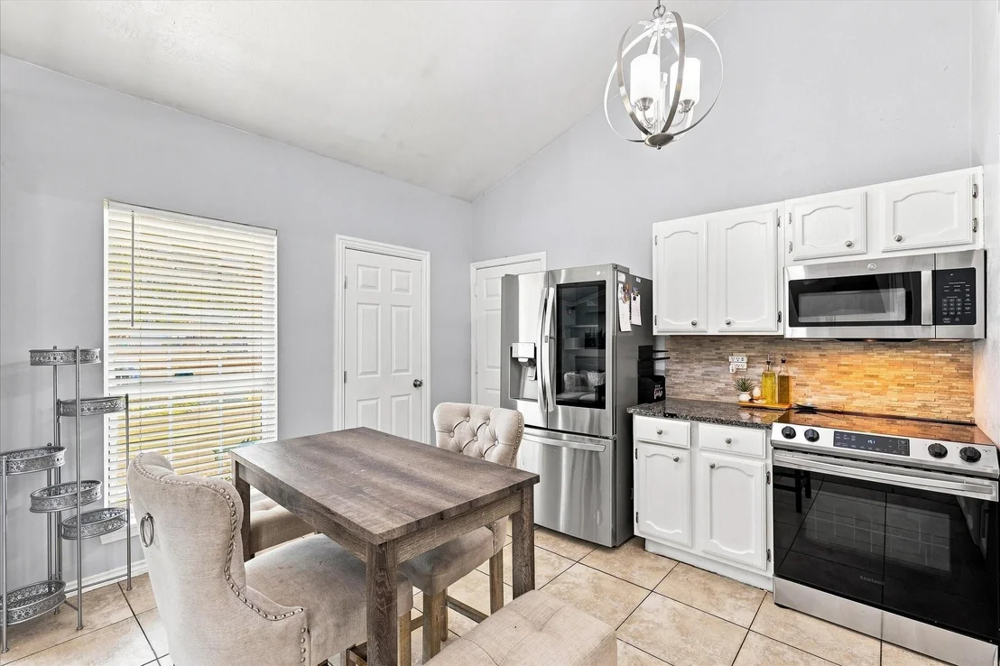 Photo of 420 Vincent Street