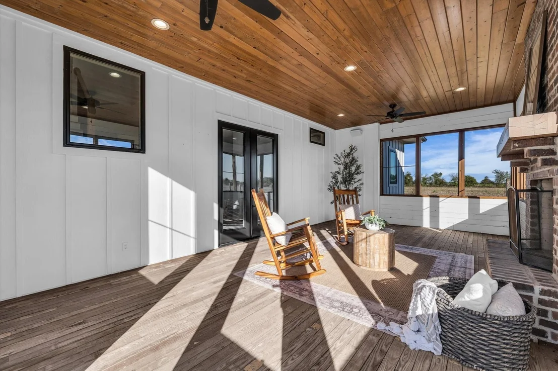 Photo of 23010 Rosebud Road