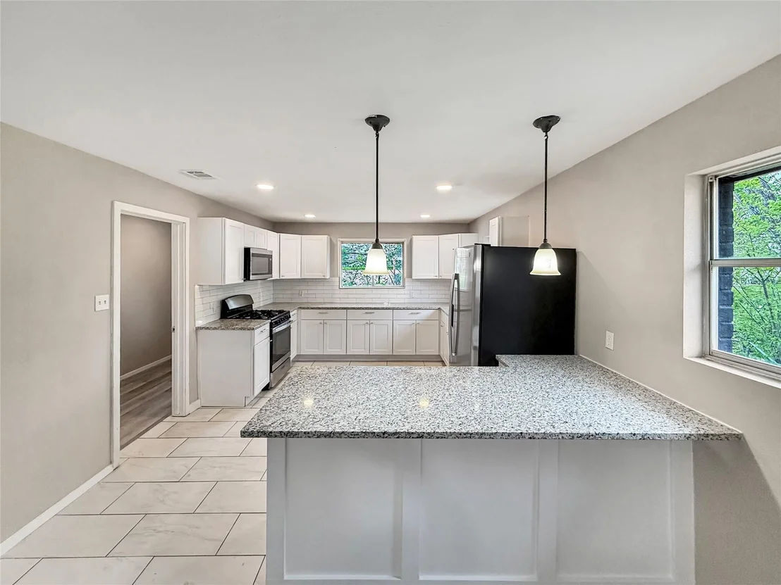 Photo of 1717 Globe Avenue