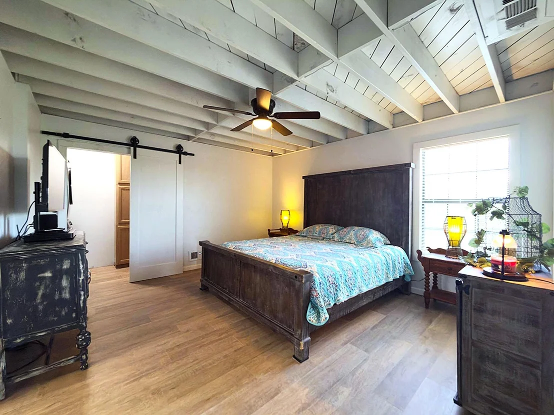Photo of 5974 County Road 4100