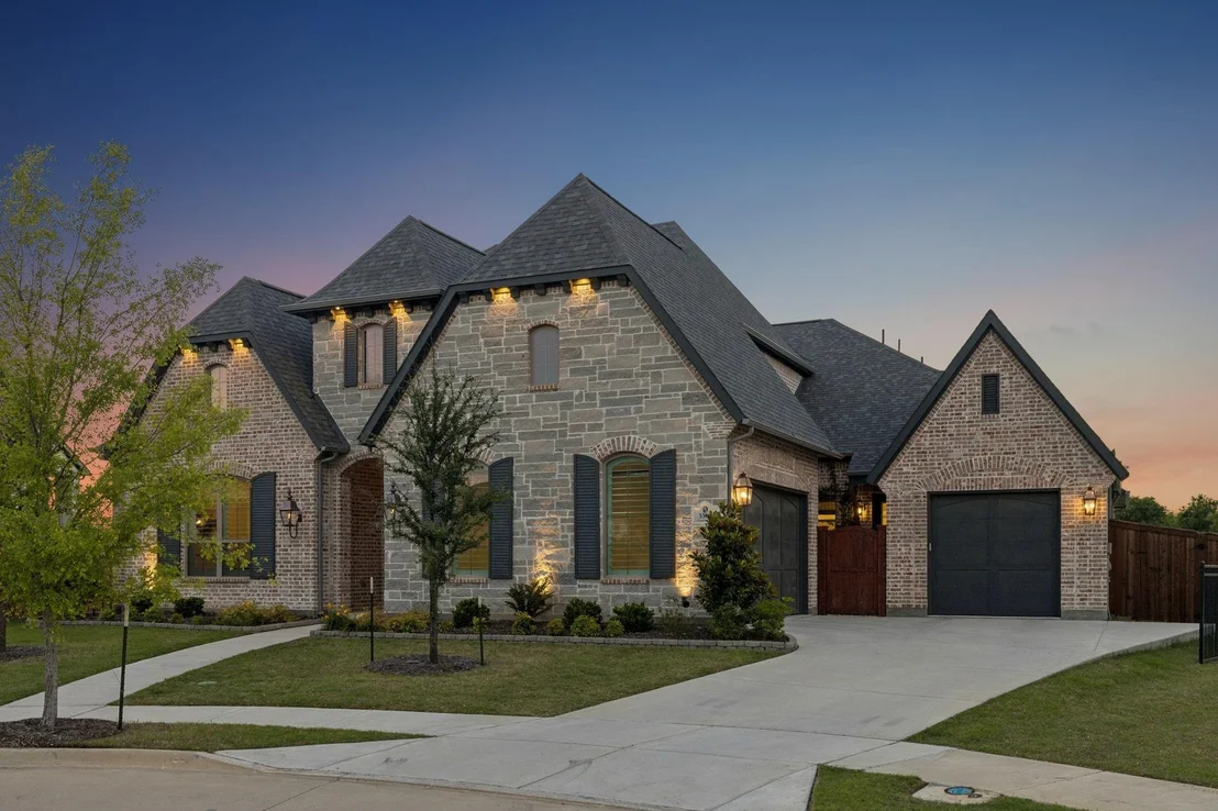 Photo of 3300 Crescent Lane