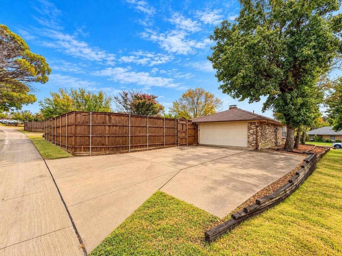 Photo of 1605 Brighton Drive