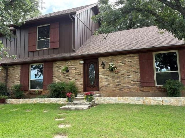 Photo of 1212 Vera Lane