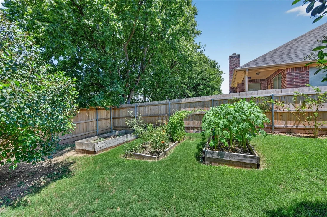 Photo of 759 Peach Lane