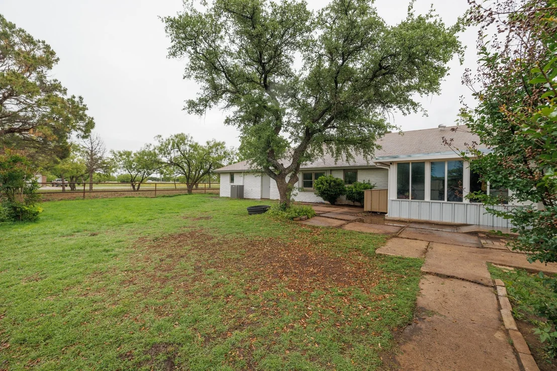 Photo of 636 Clark Road