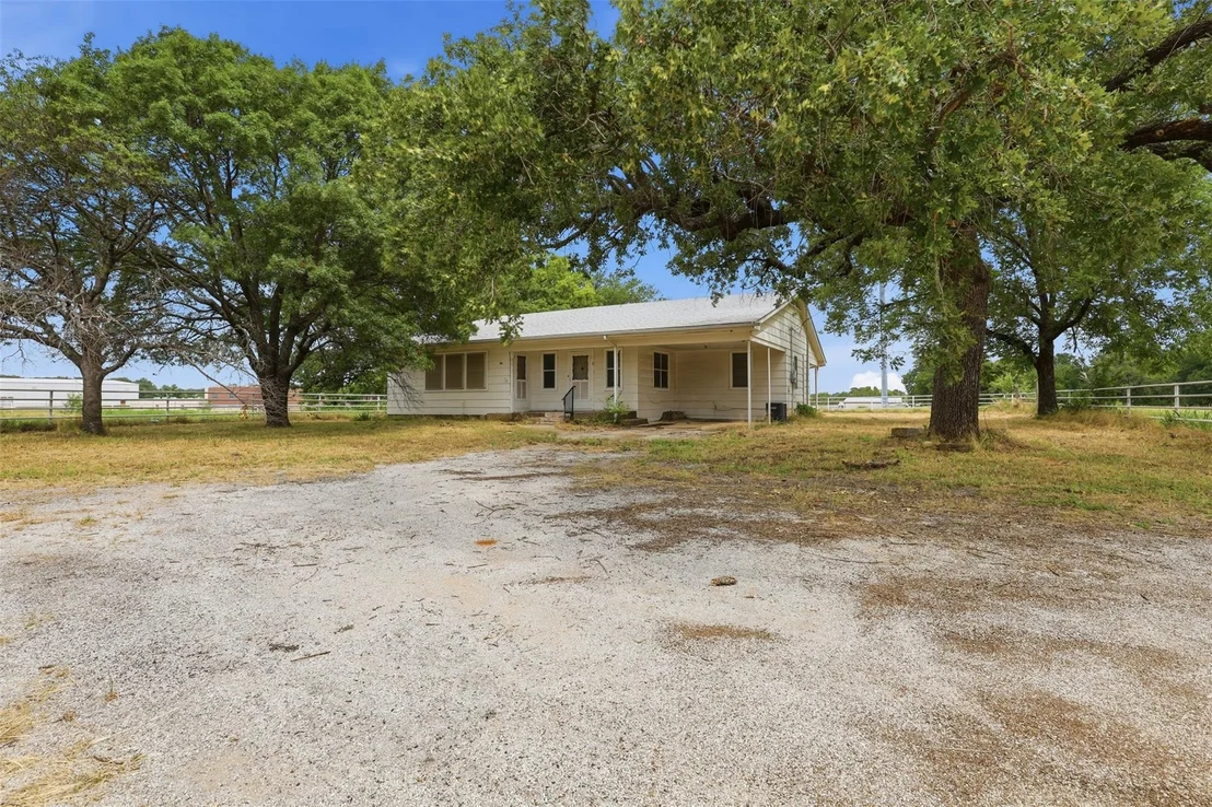 Photo of 820 Goshen Road
