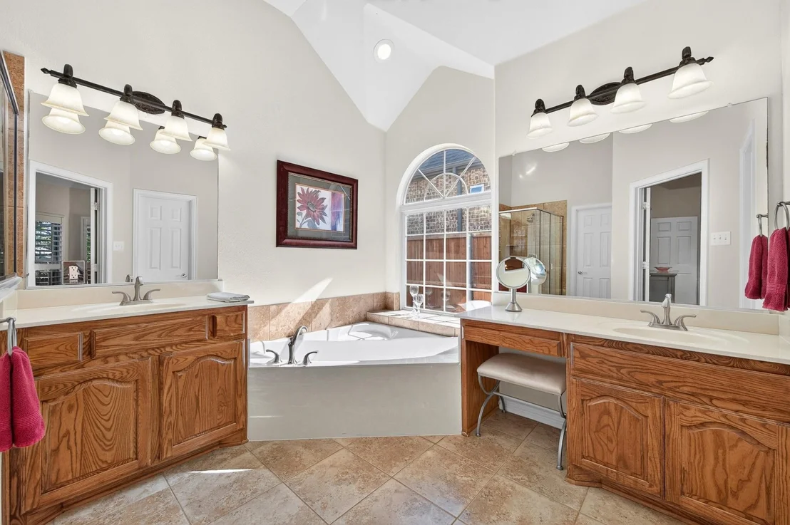 Photo of 4112 Red Wolfe Road