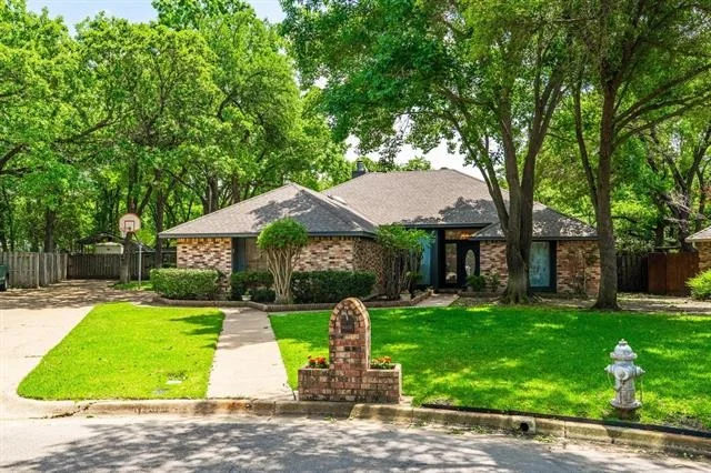 Photo of 2401 Oak Shadow Court