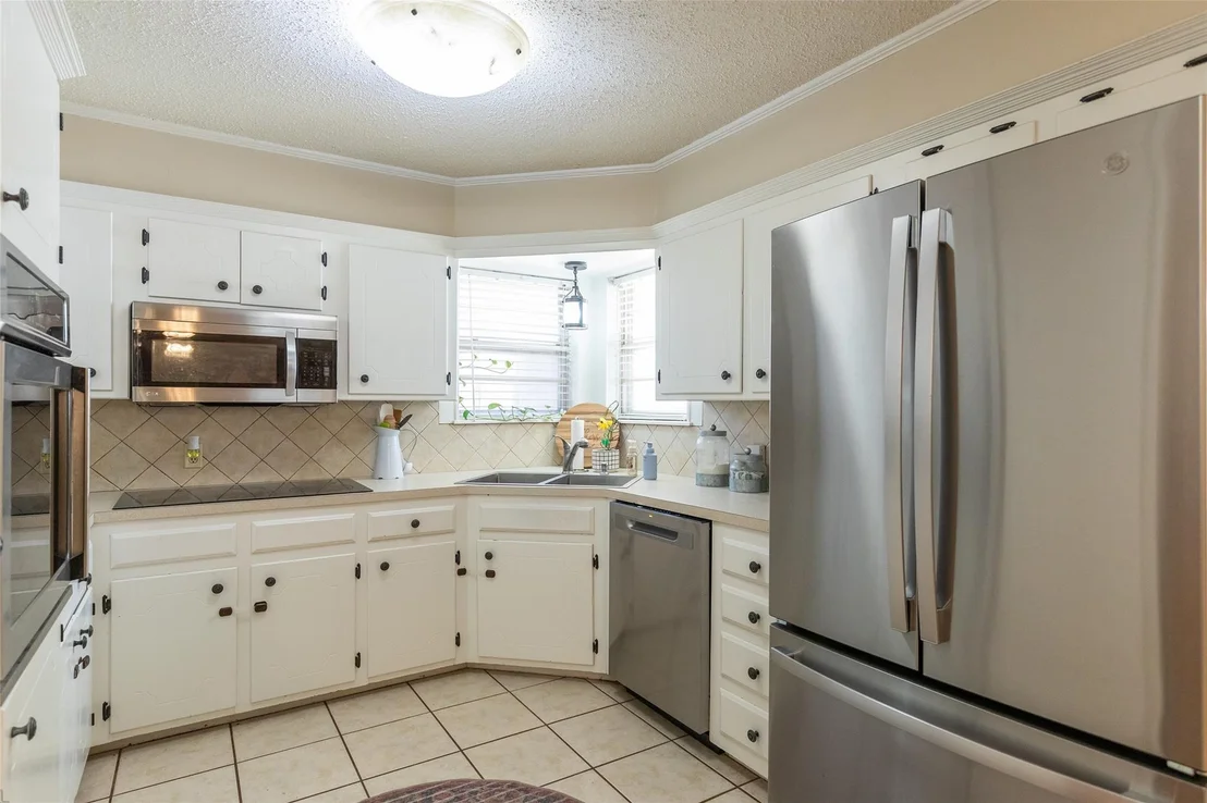 Photo of 4002 Ligustrum Drive