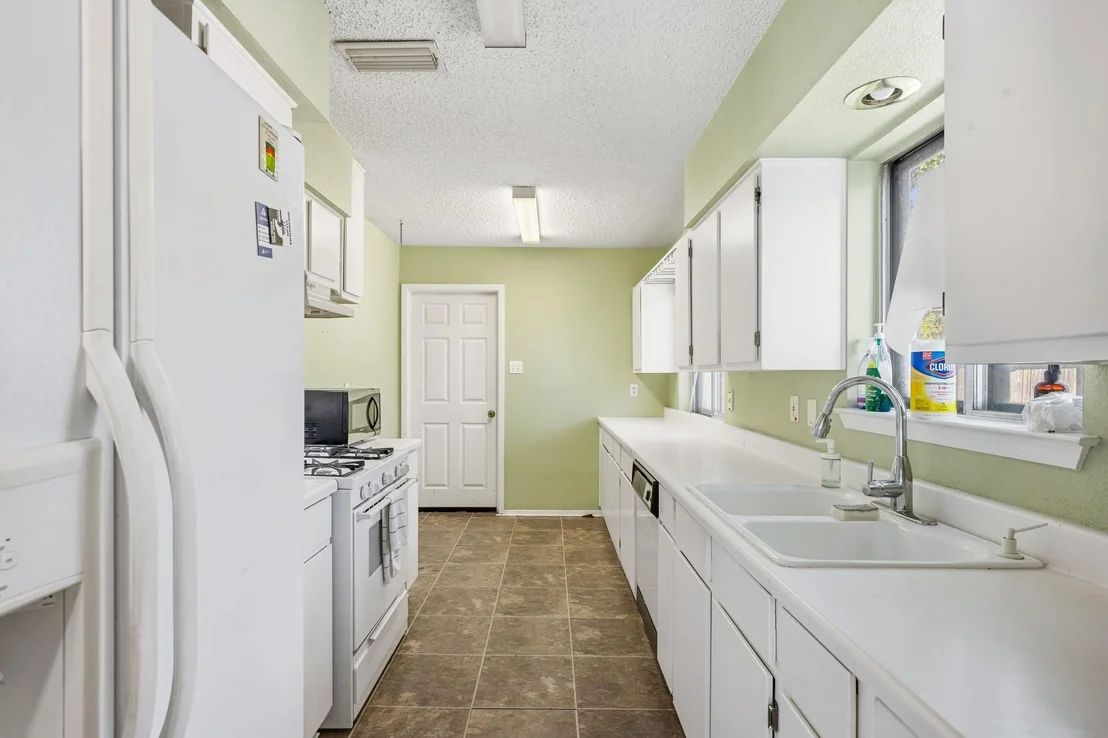 Photo of 419 Buffalo Drive