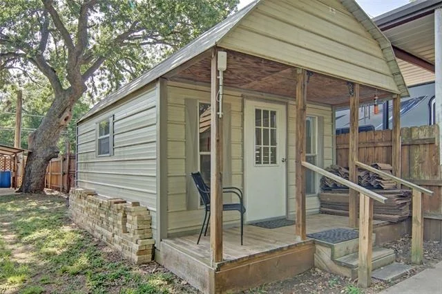 Photo of 825 Elm Street