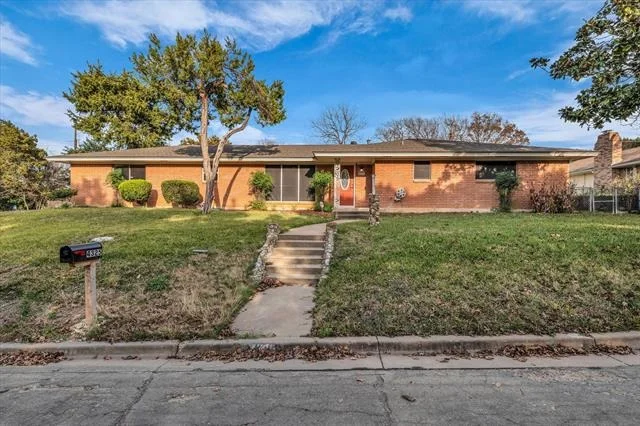 Photo of 4325 Shady Glen Drive