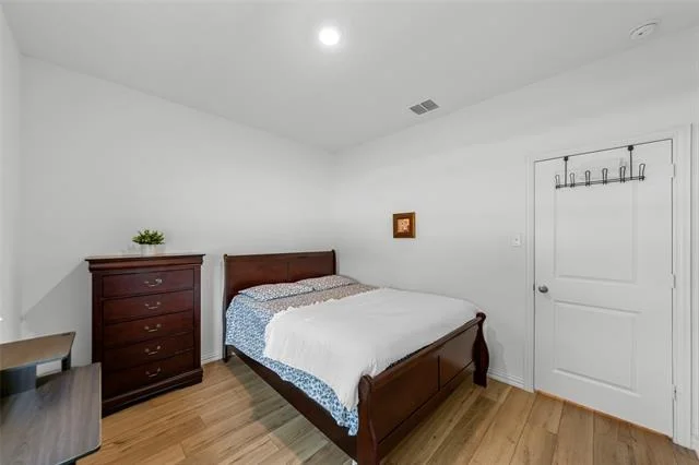 Photo of 729 Alden Drive