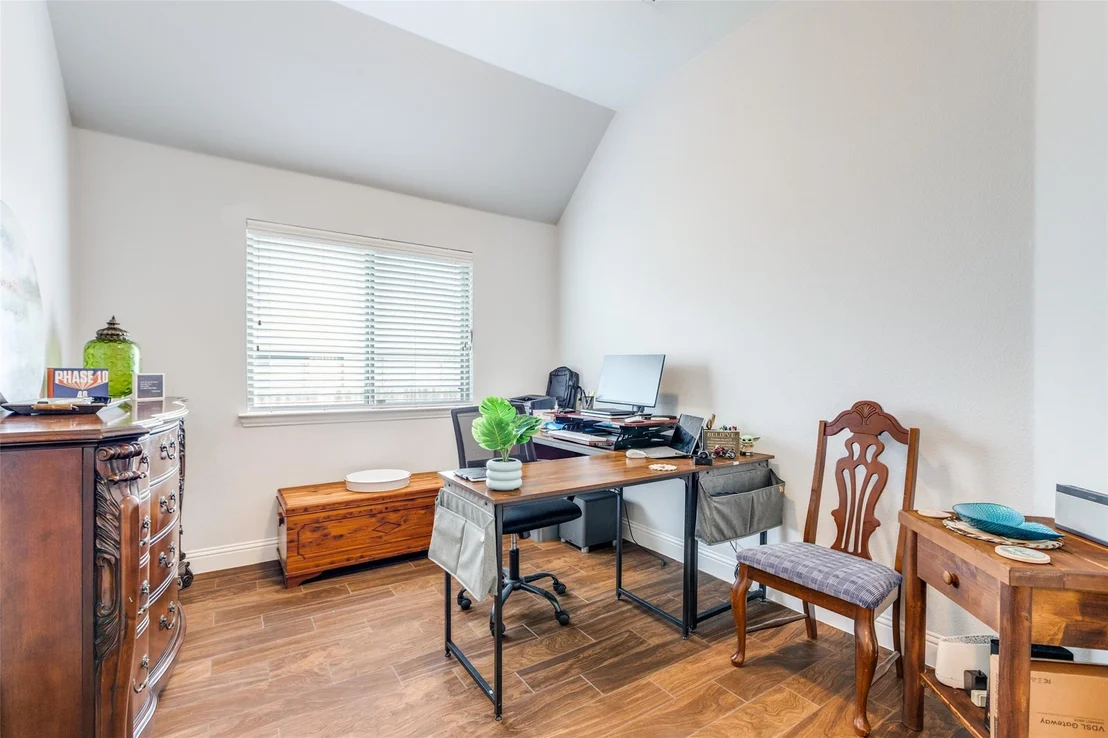 Photo of 513 Thompson Drive