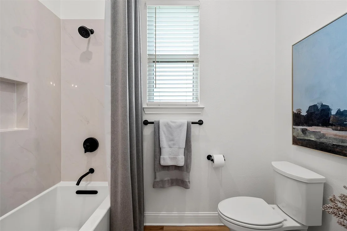 Photo of 604 Lindsay Lane