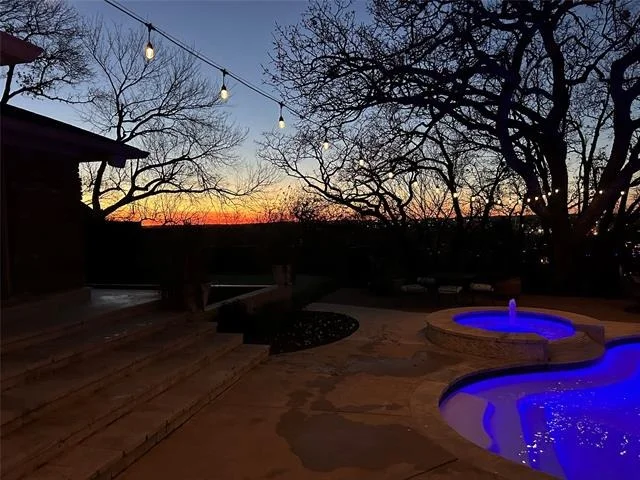 Photo of 1406 Riverview Drive