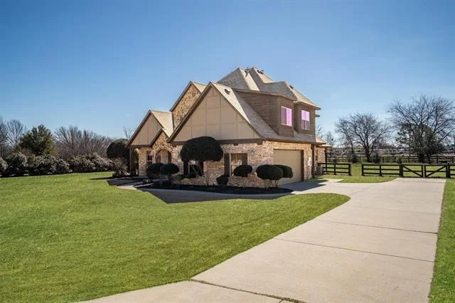 Photo of 2705 Kerry Court