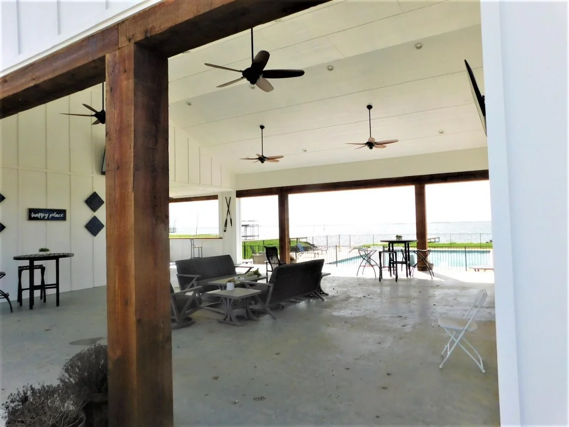 Photo of 5086 Waterfront Road