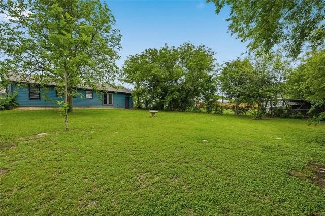 Photo of 305 Avenue I