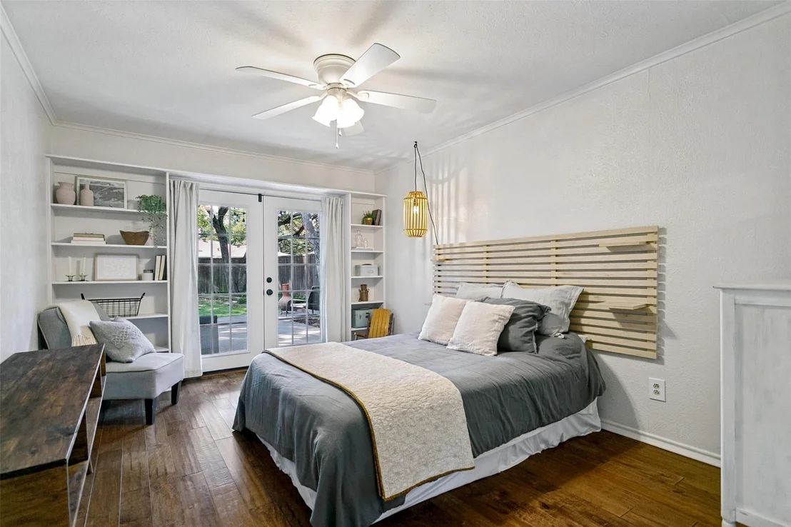 Photo of 2736 Grandview Drive