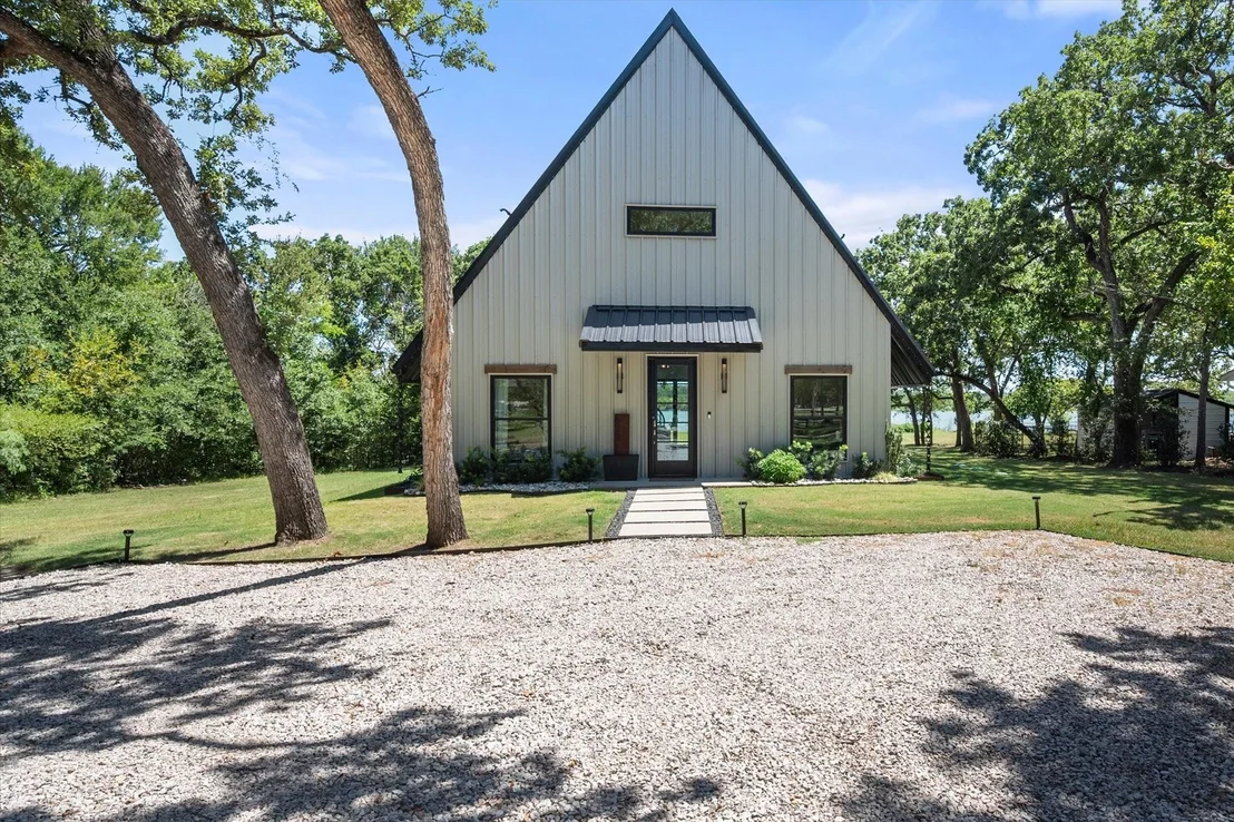 Photo of 622 SE County Road 3124c