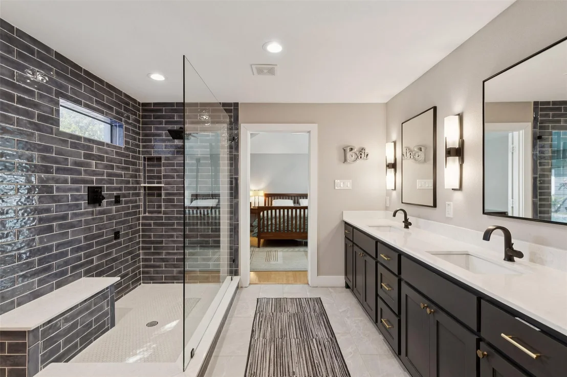 Photo of 7221 Pleasant View Drive