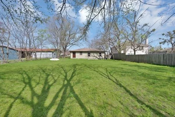 Photo of 3005 Maple Avenue