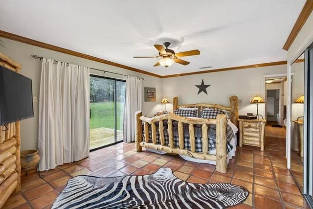 Photo of 906 Valle Vista Drive