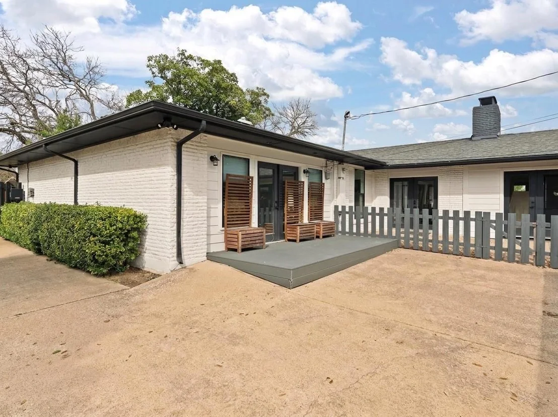 Photo of 3936 Cedar Bayou Drive