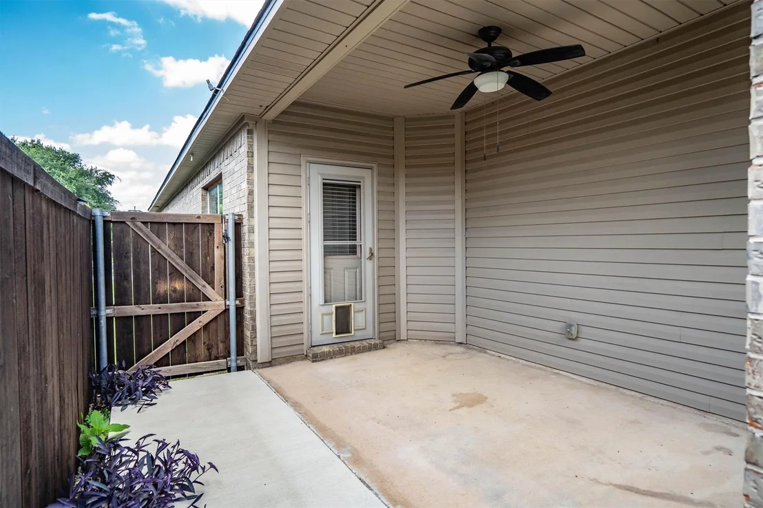 Photo of 3305 Hornbeam Street